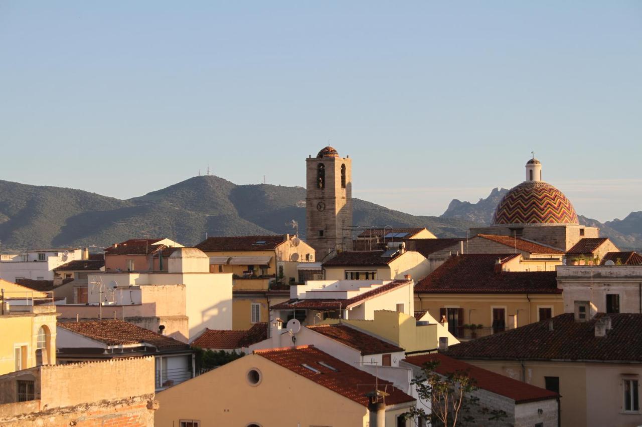 L'Essenza Hotel Olbia Esterno foto
