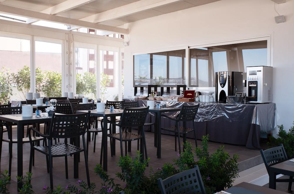 L'Essenza Hotel Olbia Esterno foto