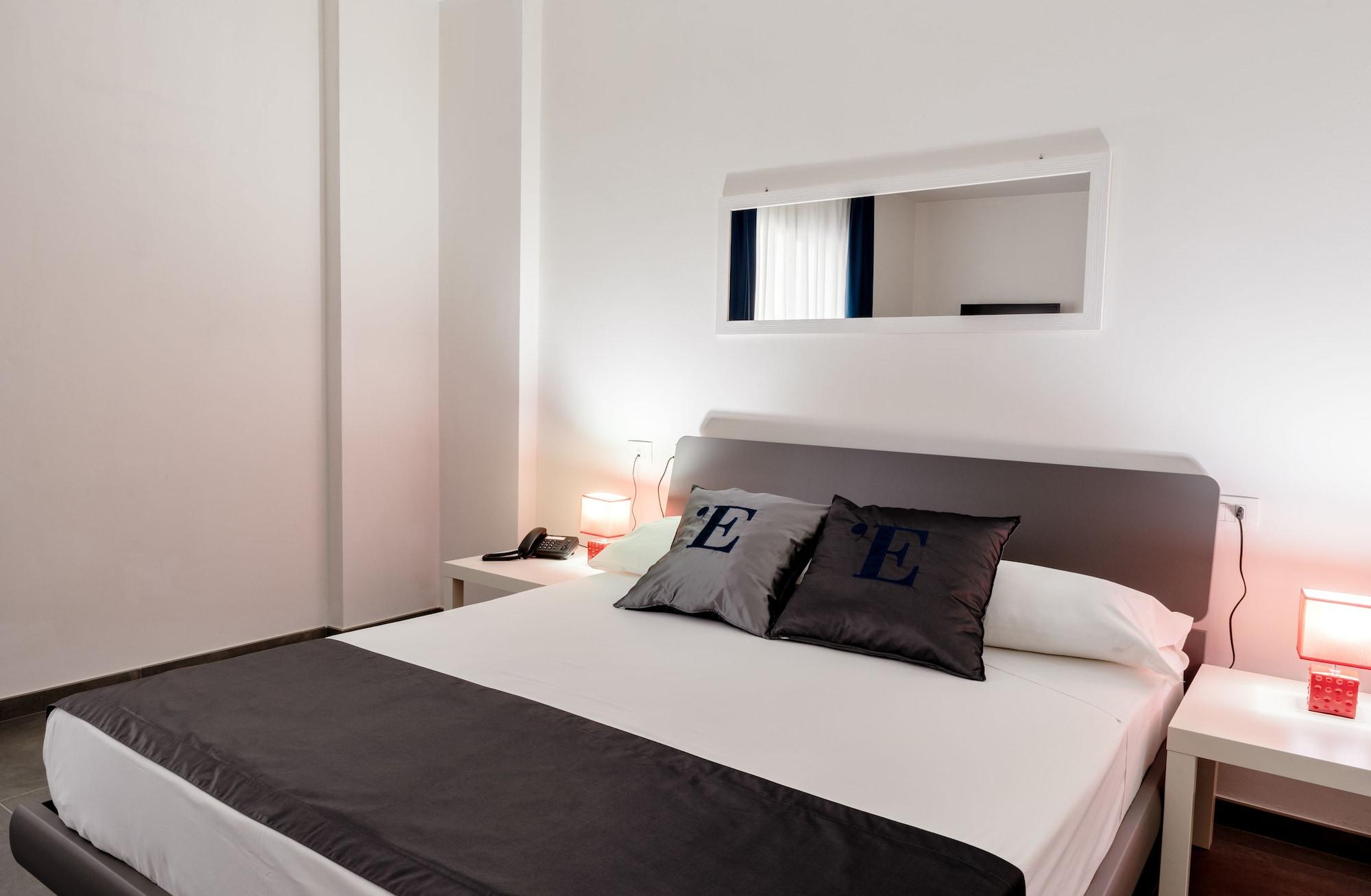 L'Essenza Hotel Olbia Esterno foto
