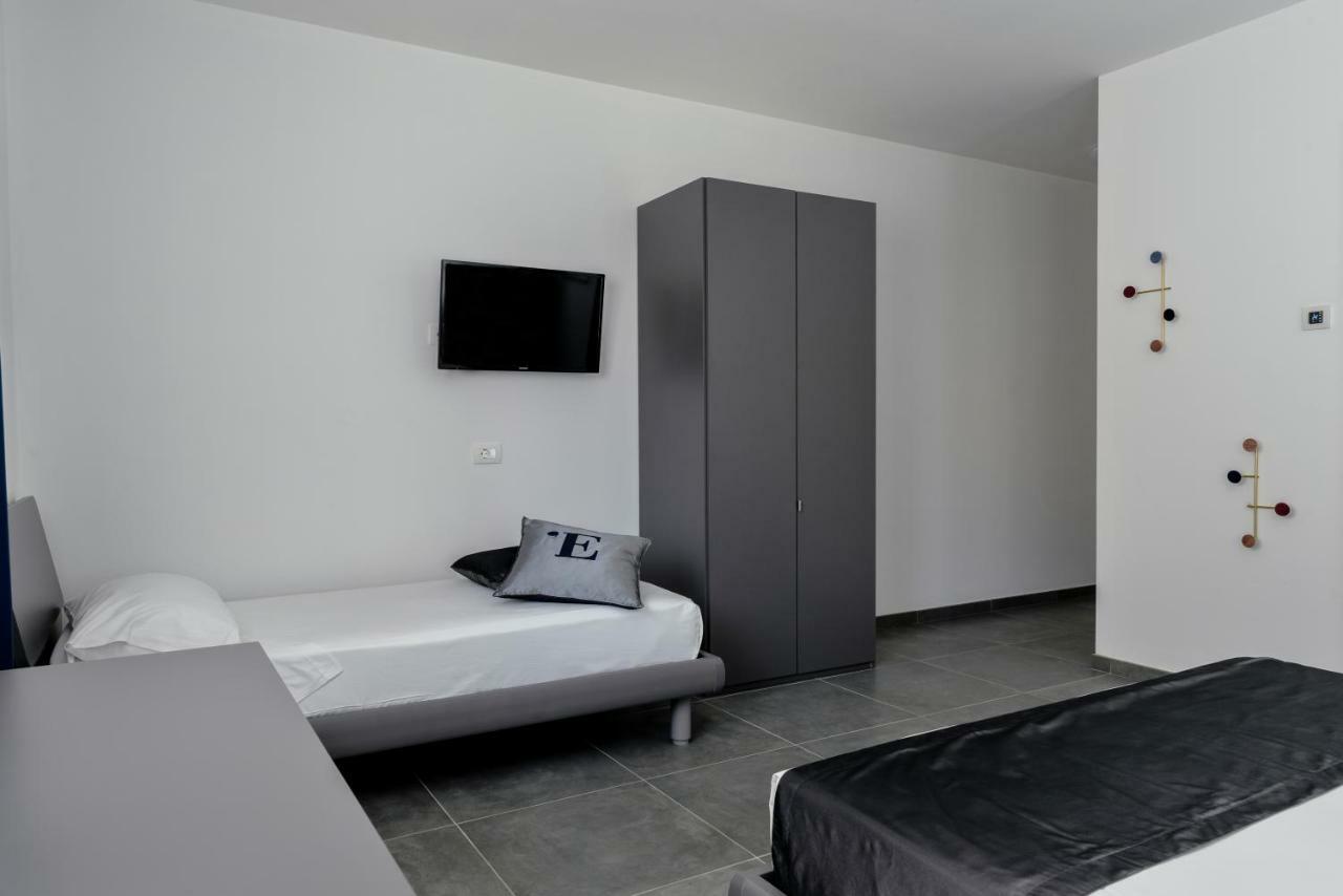 L'Essenza Hotel Olbia Esterno foto